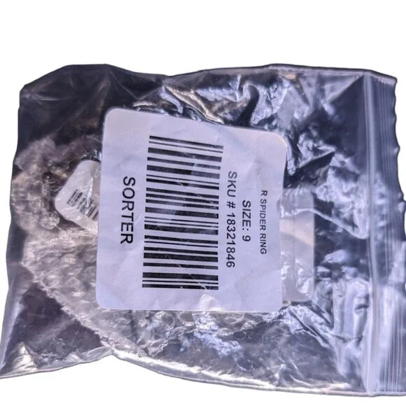 NWT Torrid Crystal Silver Tone Spider Ring, Size 9 - Picture 5 of 6